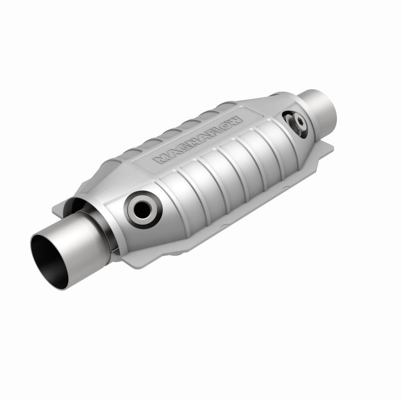MagnaFlow Universal Catalytic Converter 2 Dual O2 Boss