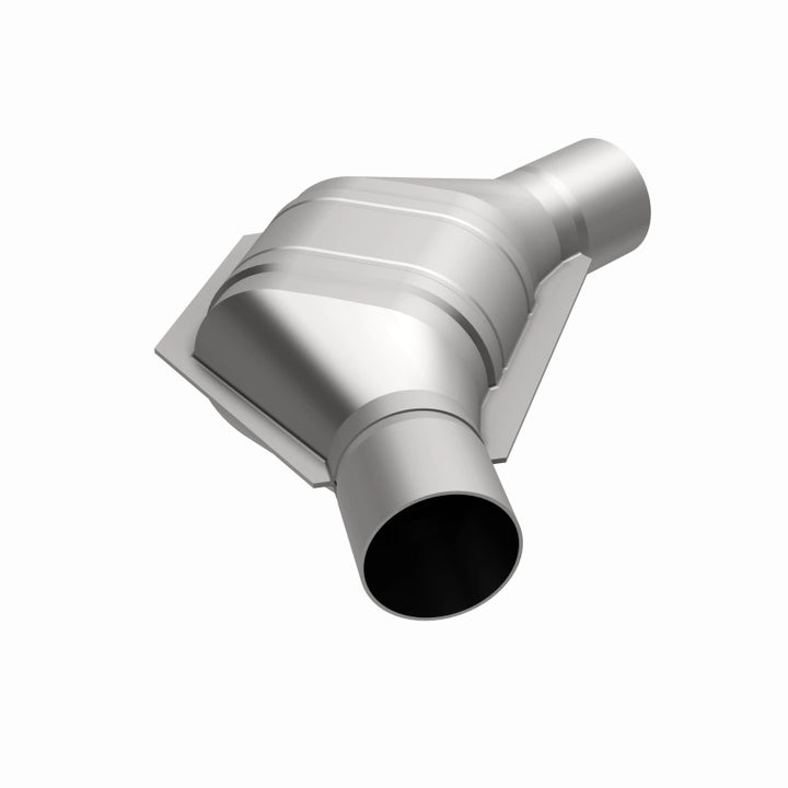 MagnaFlow Universal Catalytic Converter 2.5 Angled In/Out