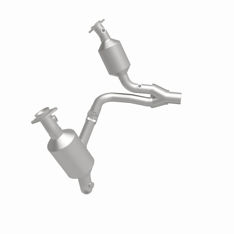 MagnaFlow 2004 Dodge Dakota 4.7L Direct Fit Catalytic Converter