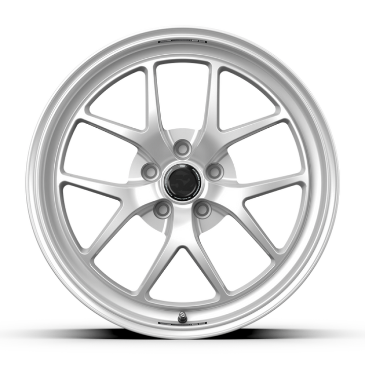 fifteen52 Sector RSR -19x9.5 / 5x120 / 22mm ET / 72.56mm Center Bore - Radiant Silver