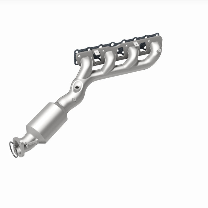 MagnaFlow 05-06 Nissan Titan 5.6L Direct Fit Converter