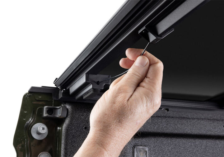 BAK 07-21 Toyota Tundra 5.7ft. Bed w/OE Track Sys (Will Not Fit Trail SE Box) BAKFlip MX4 TS