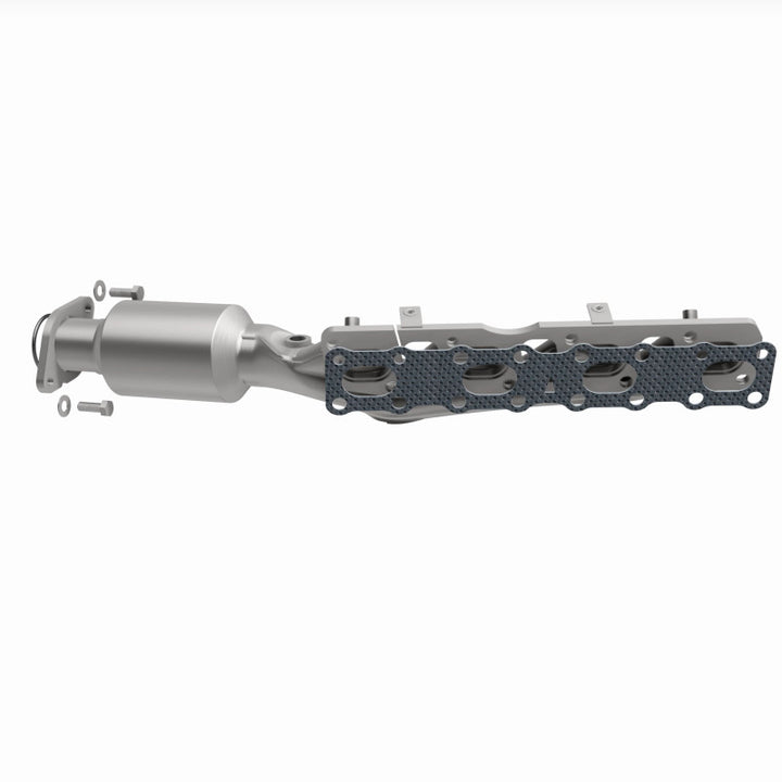 MagnaFlow 05-06 Nissan Titan 5.6L Direct Fit Converter