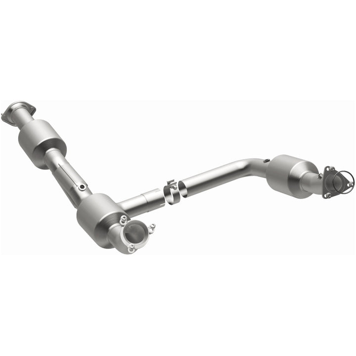 MagnaFlow 18-20 Chevrolet Express 2500 Single Underbody 4.3L Direct Fit Catalytic Converter