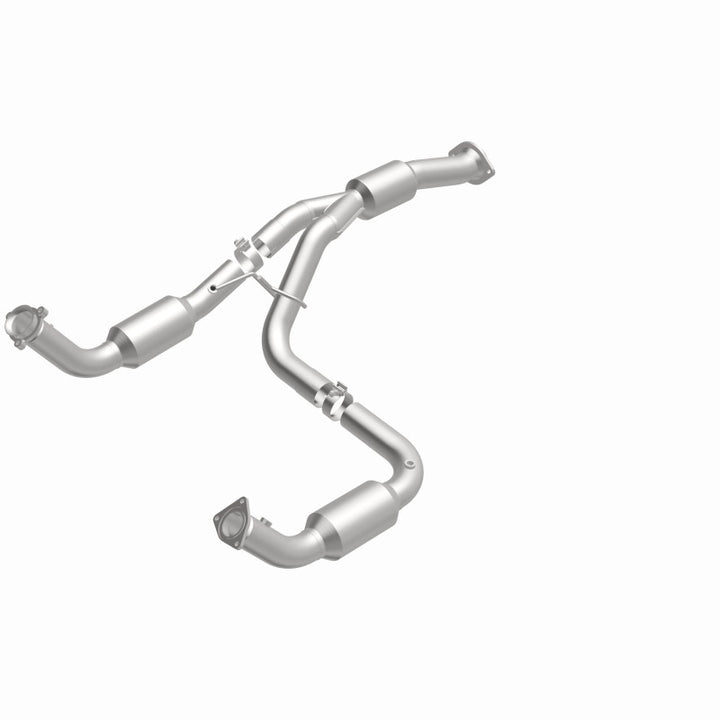 MagnaFlow 12-14 Chevrolet Silverado 2500 HD 6.0L Direct Fit Converter