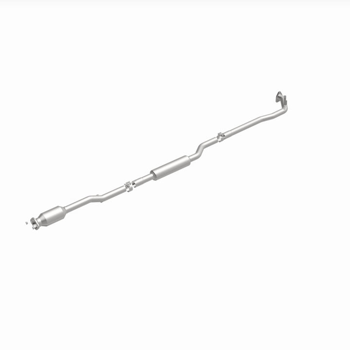 MagnaFlow 14-18 Mitsubishi Outlander Underbody 2.4L AWD Direct Fit Catalytic Converter