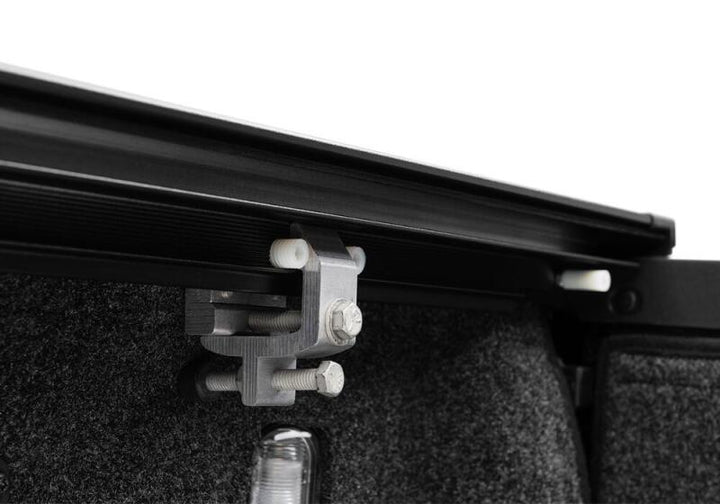 Retrax 17-25 Honda Ridgeline 5.4 ft Bed RetraxONE XR