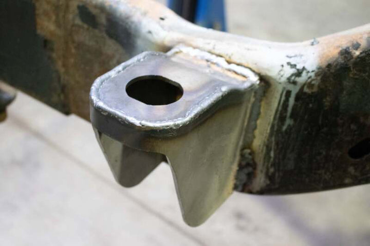 Rust Buster 01-10 Chevy Silverado 2500HD Front Cab Mount Left Side