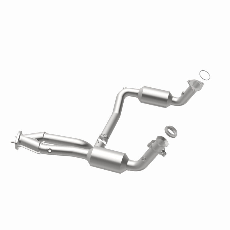 MagnaFlow 04-06 Chevrolet Silverado 1500 5.3L Direct Fit Catalytic Converter