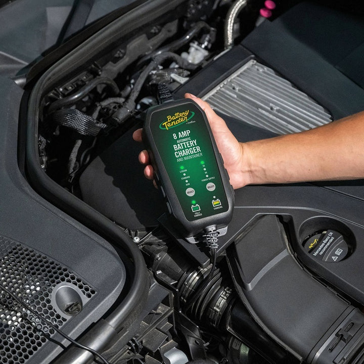 Battery Tender 8A Power Tender Selectable 12V Battery Charger
