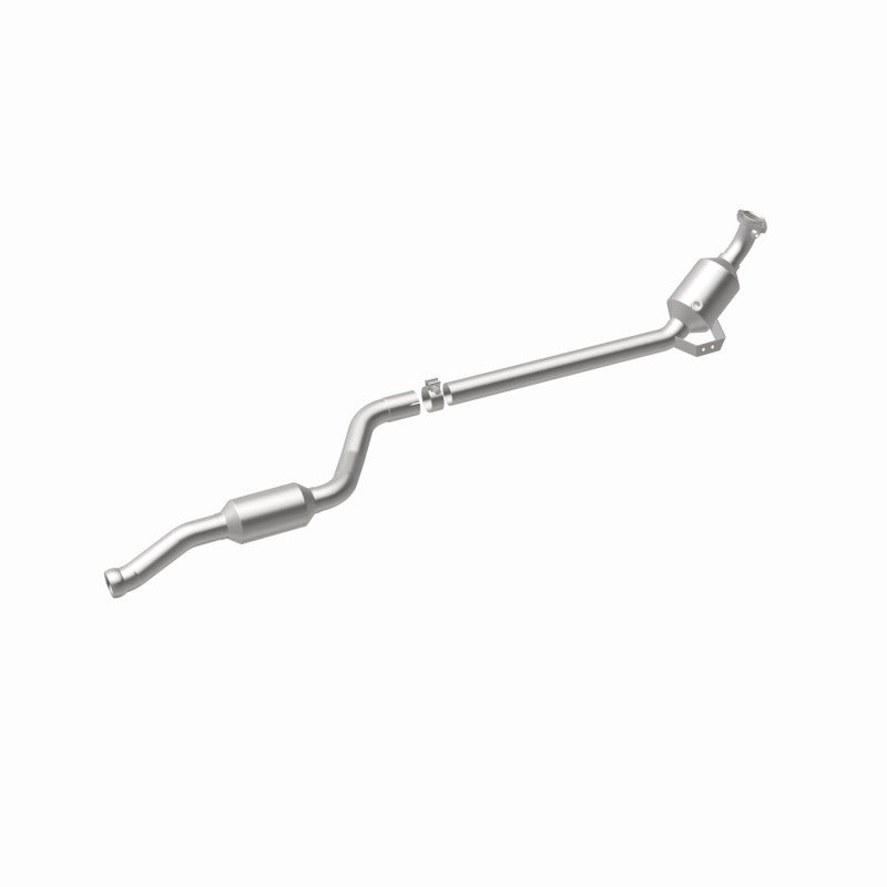 MagnaFlow 10-12 GLK350 V6 3.5 OEM Underbody Direct Fit Converter