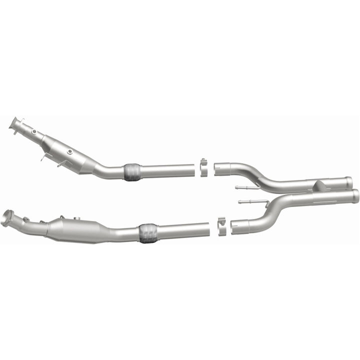 MagnaFlow 2014 Mercedes-Benz S550 4.6L Direct Fit Converter