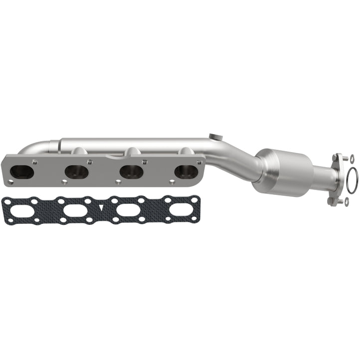 MagnaFlow 2004 Nissan Titan 5.6L Direct Fit Converter