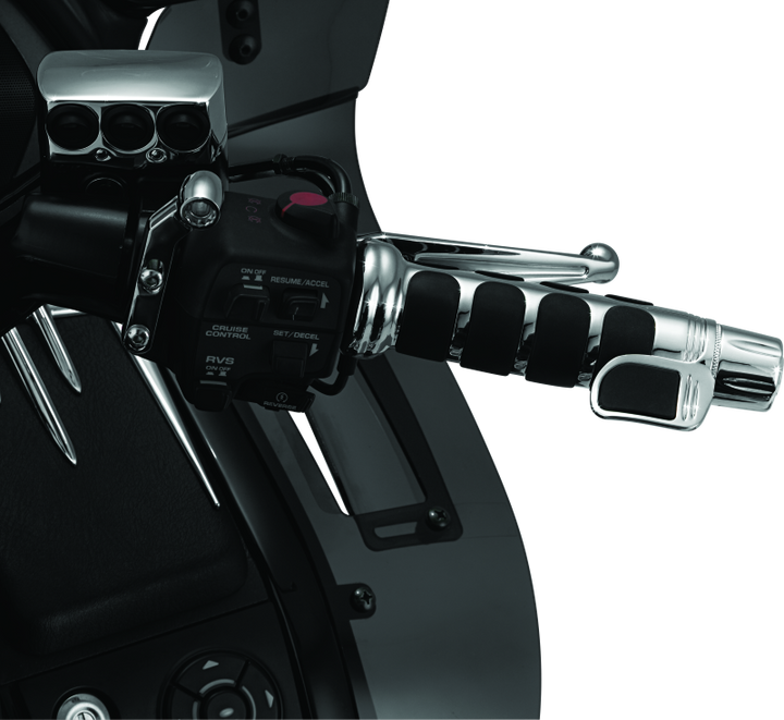 Kuryakyn Contoured ISO Throttle Boss For GL1800 Models Chrome