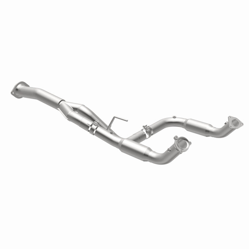 MagnaFlow 11-15 Chevrolet Silverado 2500 HD 6.0L Direct Fit Converter