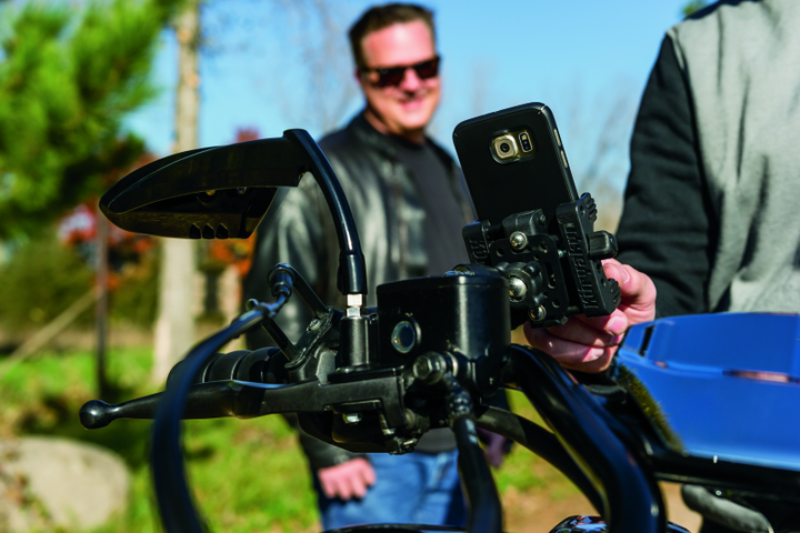 Kuryakyn Tech Connect Perch Mount Black Standard