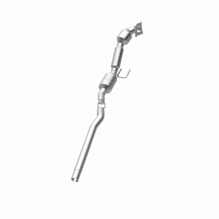 MagnaFlow 09-13 Volkswagen CC 2.0L Direct Fit Converter