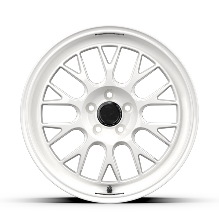 fifteen52 Holeshot RSR 18x8.5 5x108 42mm ET 63.4mm Center Bore Rally White