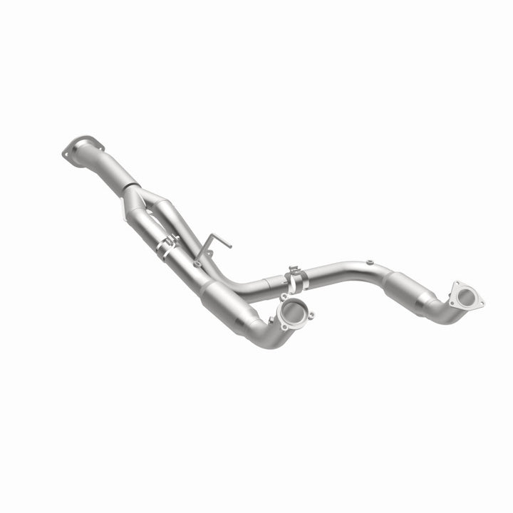 MagnaFlow 11-15 Chevrolet Silverado 2500 HD 6.0L Direct Fit Converter
