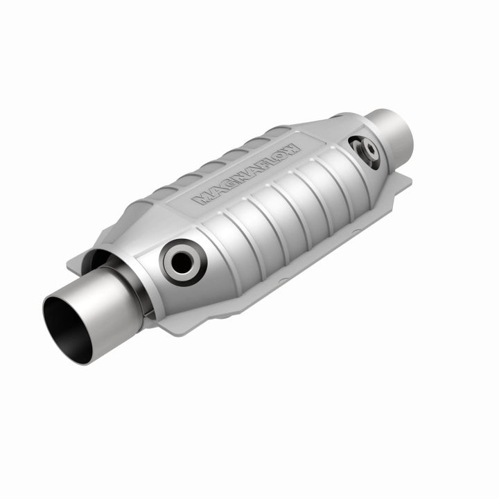 MagnaFlow Universal Catalytic Converter 2 Dual O2 Boss