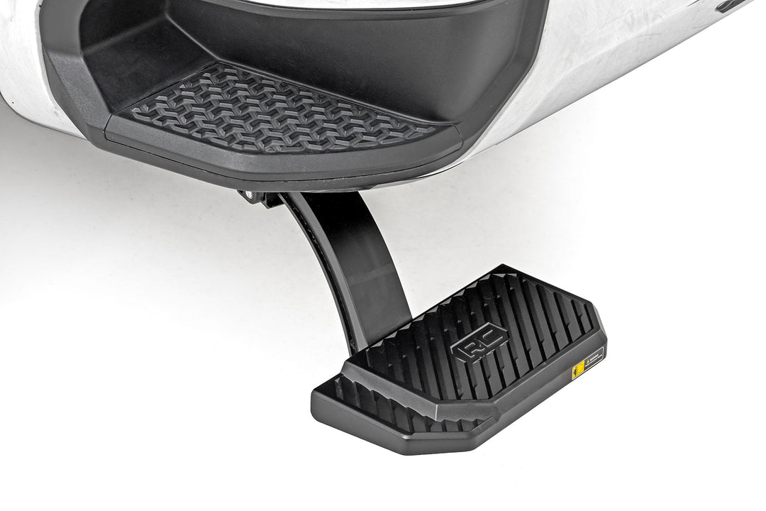 Retractable Bed Step | Manual Pull | Chevy/GMC 2500HD/3500HD (20-26)
