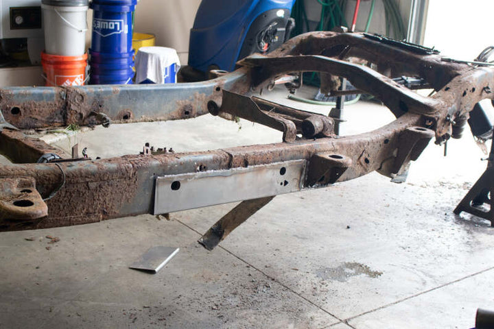Rust Buster 02-09 Chevy Trailblazer / GMC Envoy Center Frame Section - Left