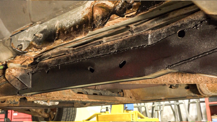 Rust Buster Avalanche/Suburban/Yukon Center Frame Repair Kit - Right