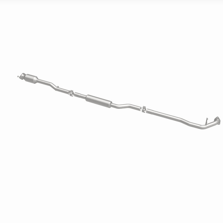 MagnaFlow 14-18 Mitsubishi Outlander Underbody 2.4L AWD Direct Fit Catalytic Converter
