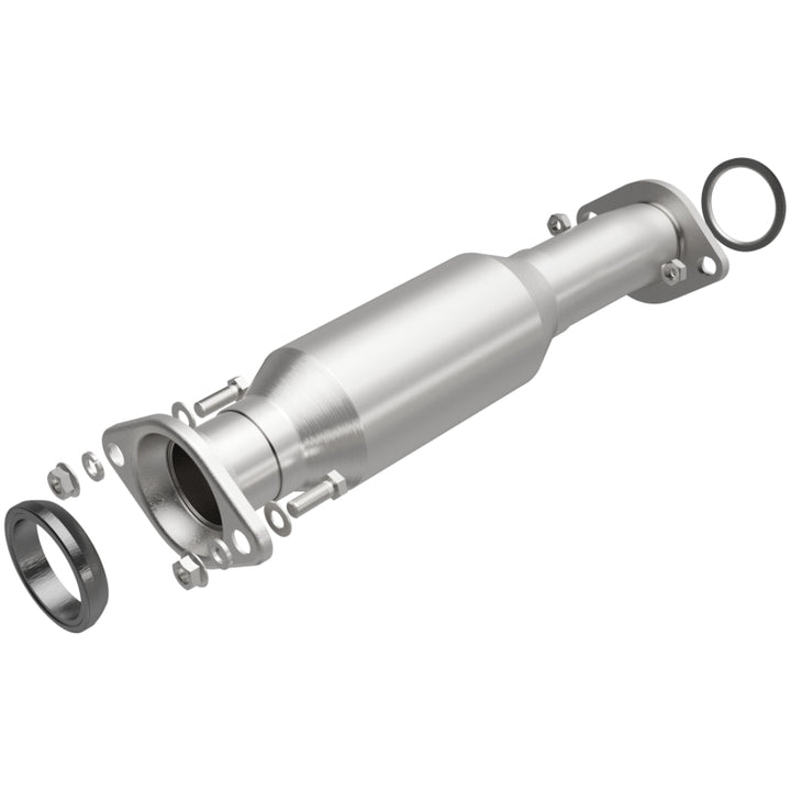 MagnaFlow Direct Fit Catalytic Converter 06-07 Mazda 6 2.3L OEM Underbody