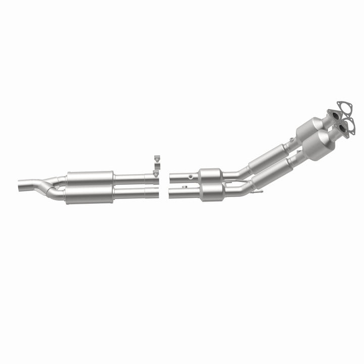 MagnaFlow 2006 Volkswagen Passat 3.6L Direct Fit Converter
