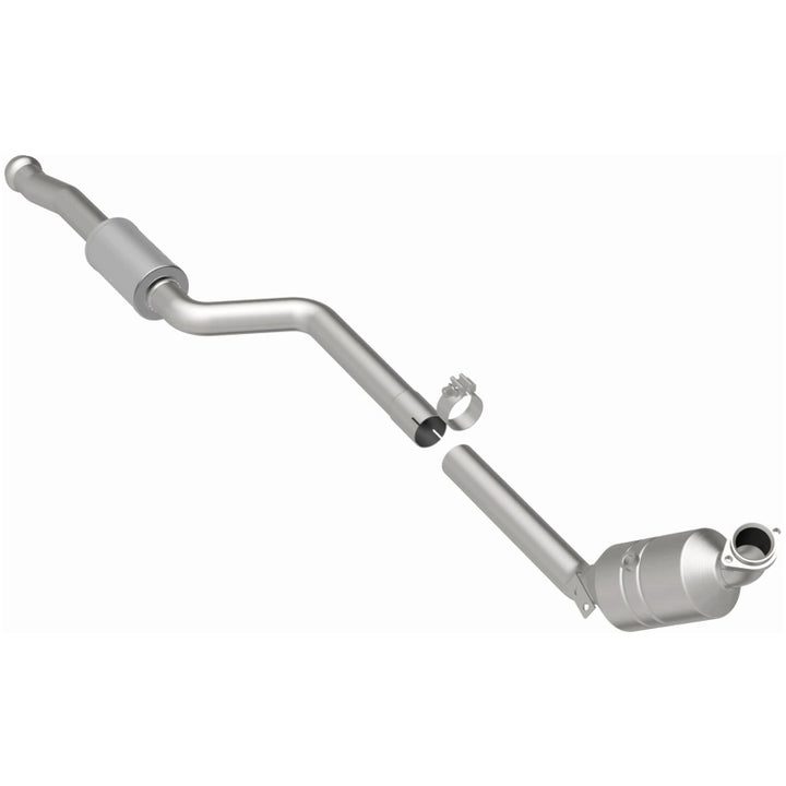 MagnaFlow 08-10 Mercedes-Benz C300 3.0L Direct Fit Converter
