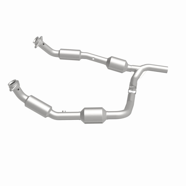 MagnaFlow Direct Fit Catalytic Converter OEM 07-08 Ford E-150