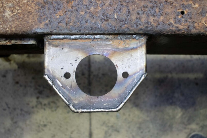 Rustbuster Center Cab Mount