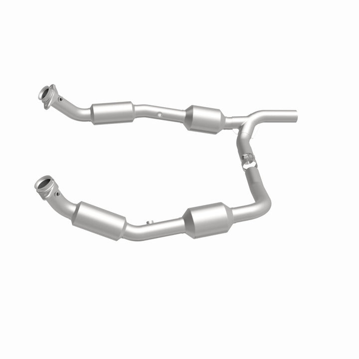 MagnaFlow Direct Fit Catalytic Converter OEM 07-08 Ford E-150