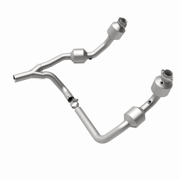 MagnaFlow Direct Fit Catalytic Converter 07-09 Jeep Wrangler 3.8L