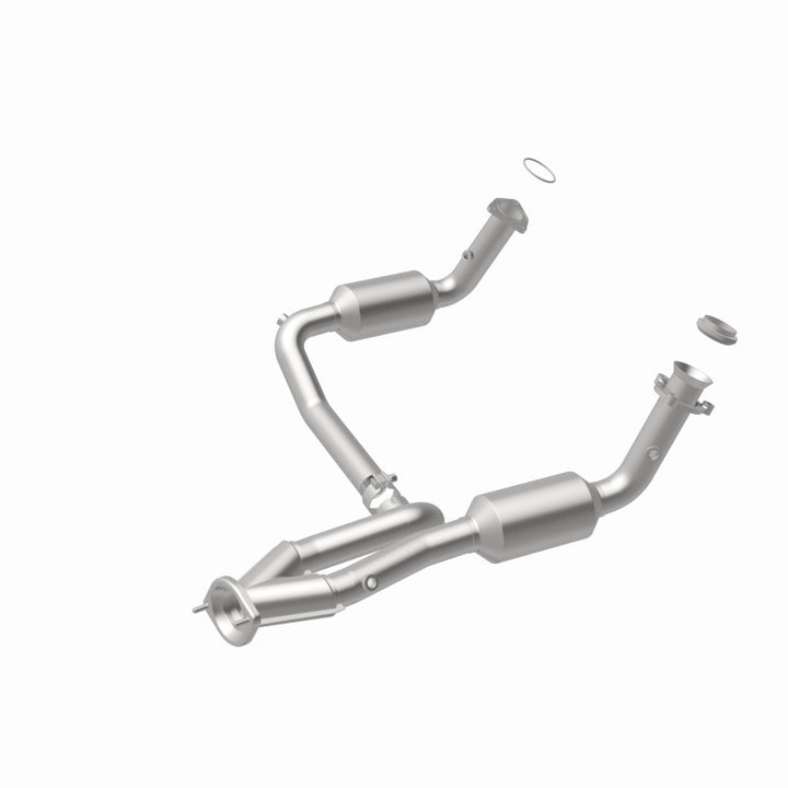 MagnaFlow 04-06 Chevrolet Silverado 1500 5.3L Direct Fit Catalytic Converter