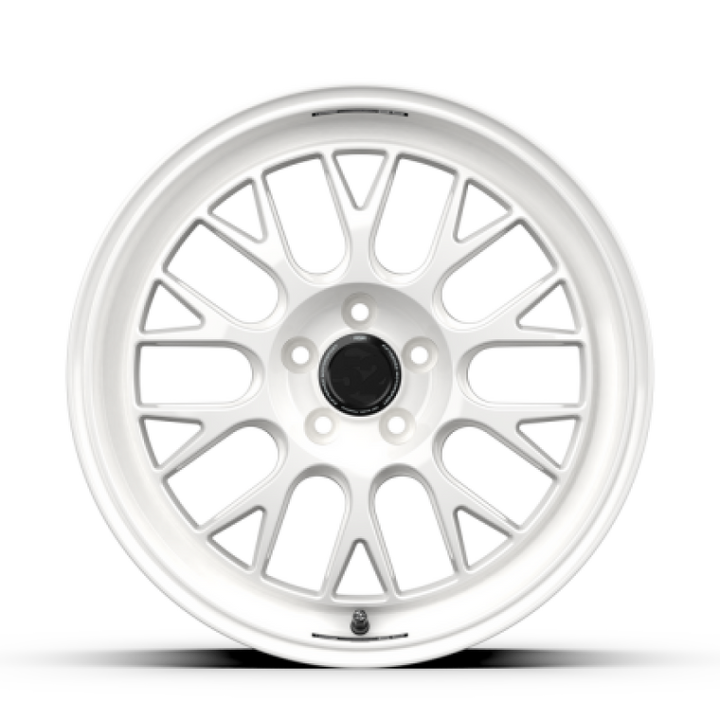 fifteen52 Holeshot RSR 18x9 5x100 42mm ET 73.1mm Center Bore Rally White (Gloss White) Wheel