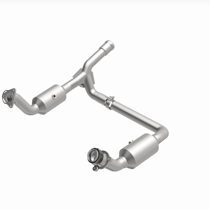 MagnaFlow 19-20 GMC Sierra 1500 Single Underbody 4.3L/5.3L Direct Fit Catalytic Converter