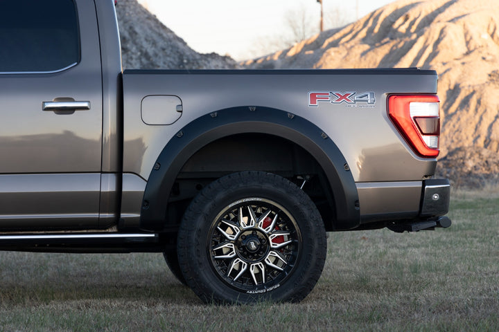 Pocket Fender Flares | JS Iconic Silver | Ford F-150 2WD/4WD (2021-2026)