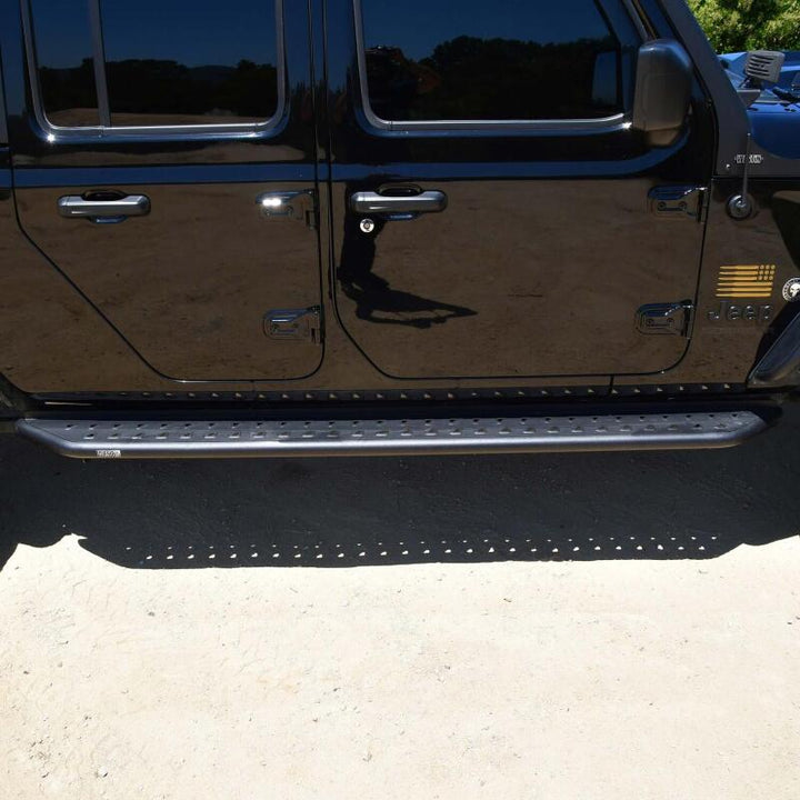 Westin 20-24 Jeep Gladiator Outlaw Running Board - Textured Black