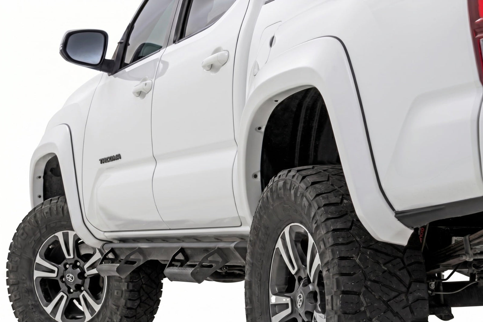 Sport Fender Flares | O40 Super White | Toyota Tacoma 2WD/4WD (2016-2023)