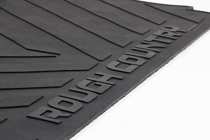 Bed Mat | 5' Bed | RC Logo | Nissan Frontier 2WD/4WD (2005-2026)