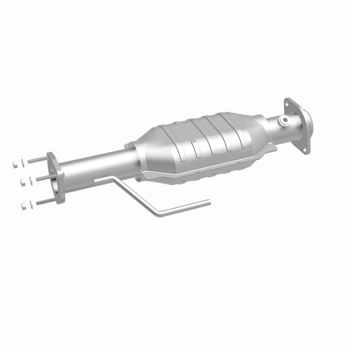 MagnaFlow Direct Fit Catalytic Converter Jeep Wrangler 00-04 OEM