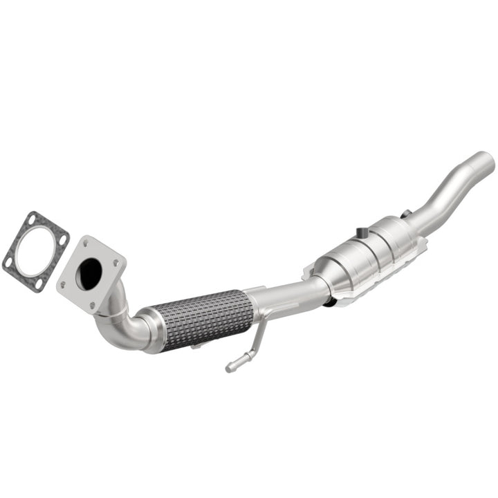 MagnaFlow Direct Fit Catalytic Converter 04-05 VW Jetta 2L