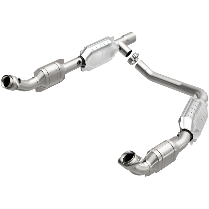 MagnaFlow Direct Fit Catalytic Converter 06 Ford E350 Van 5.4L