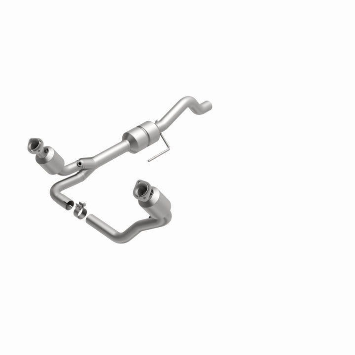 MagnaFlow Direct Fit Catalytic Converter 00-03 Durango 4WD 4.7L