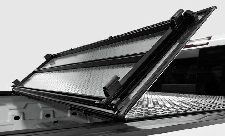 Access LOMAX Pro Series TriFold Cover 02-18 Dodge Ram 1500 5ft7in Bed (w/o Rambox) -Blk Diamond Mist