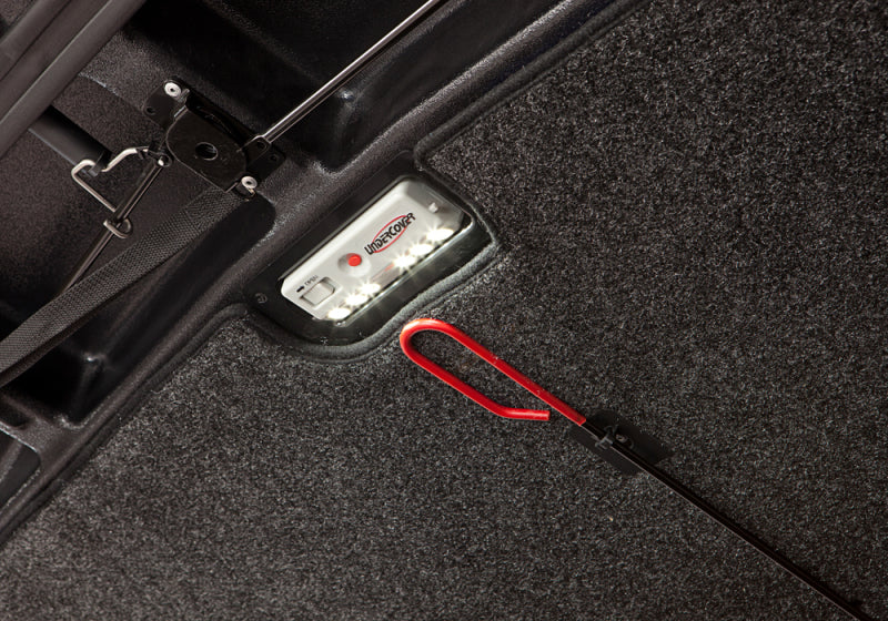 UnderCover 19-20 GMC Sierra 1500 (w/o MultiPro TG) 5.8ft Elite LX Bed Cover - Glory Red