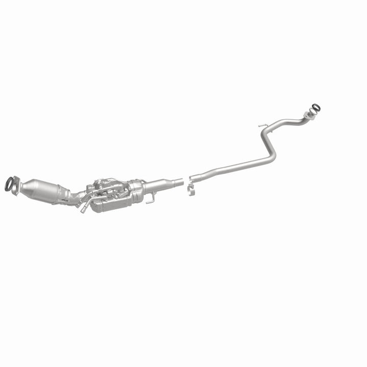 MagnaFlow Direct Fit Catalytic Converter 14-19 Toyota Prius C Base Underbody 1.5L