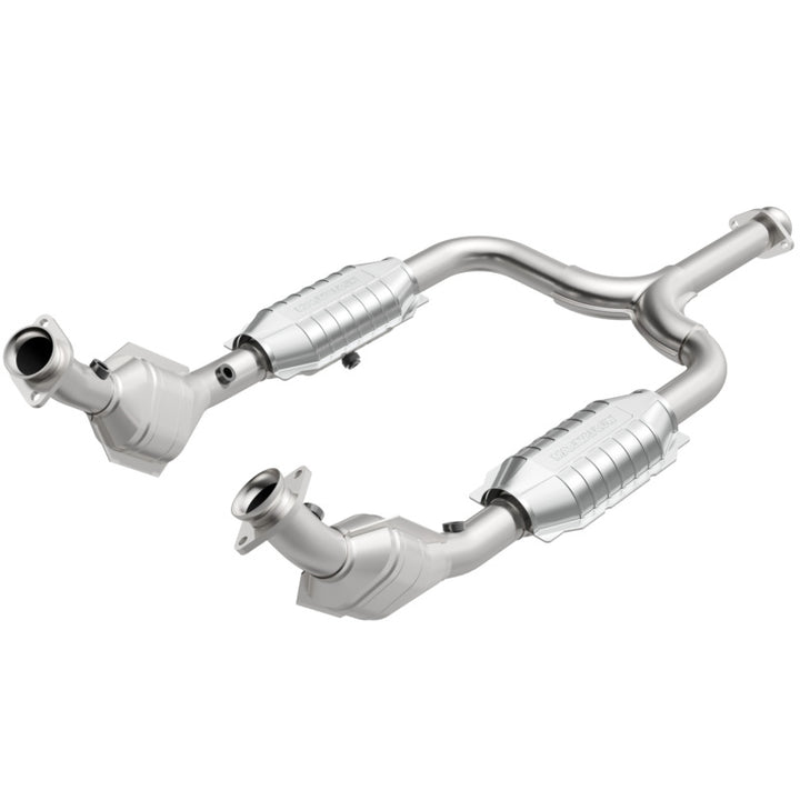 MagnaFlow Direct Fit Catalytic Converter 01-04 Ford Mustang 3.8L CA
